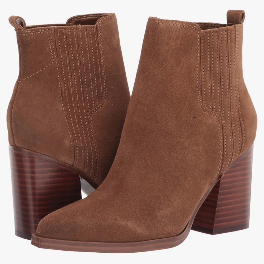 Marc Fisher Ankle Boot. Size 8